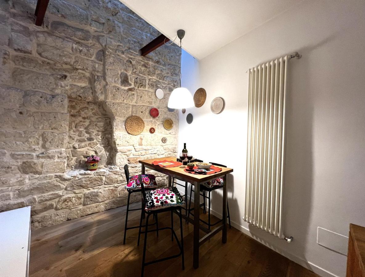 Palazzo Barone,nel Cuore Del Borgo Antico. Appartement
